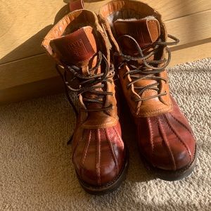 Frye shearling lined duck boots